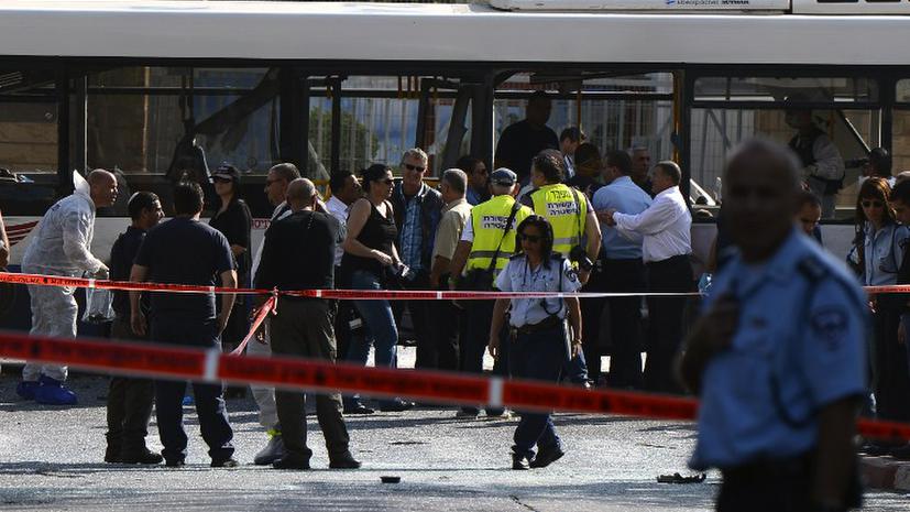 В результате взрыва автобуса в Тель-Авиве пострадал 21 человек