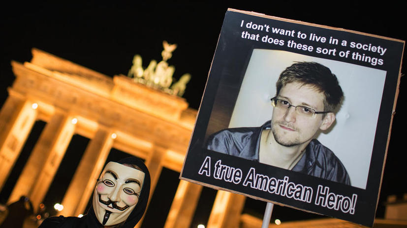 Опрос: немцы не доверяют США и считают Эдварда Сноудена героем