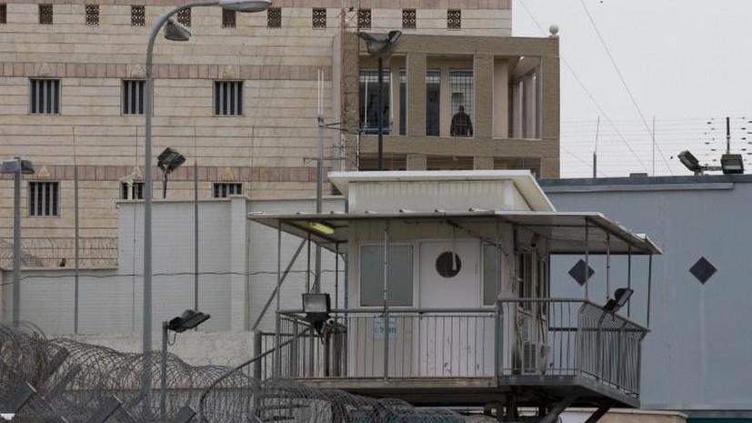 Израиль освобождает 26 палестинских заключённых