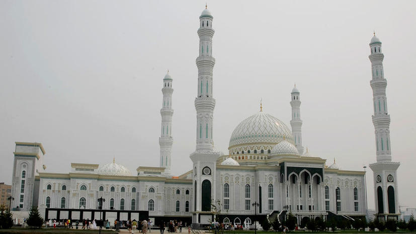 Имамы Алма-Аты превращали посетительниц мечети в проституток