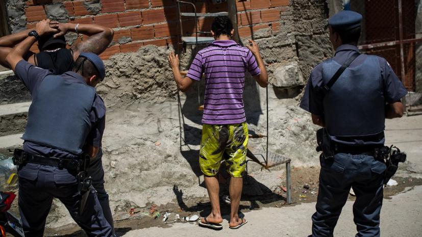 Бразильский полицейский по ошибке застрелил местного жителя, приняв его за рецидивиста