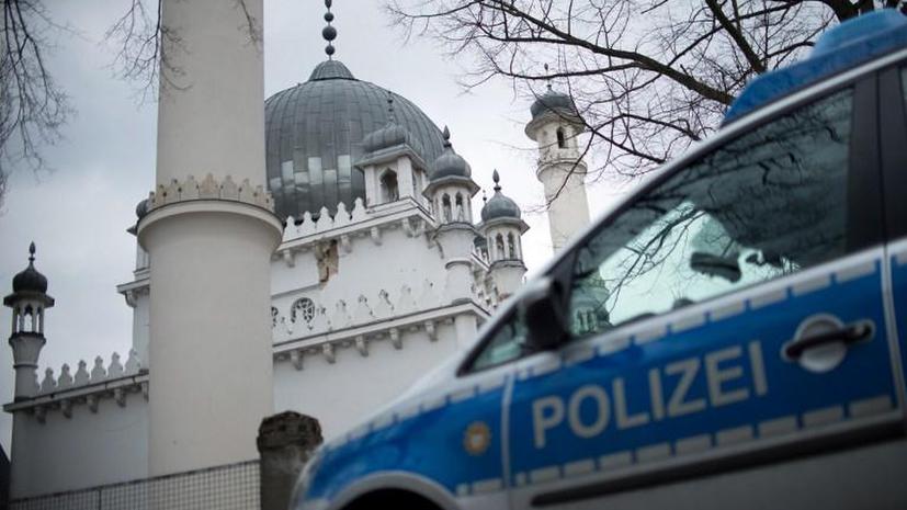 В Германии исламисты избили журналистов центрального телеканала