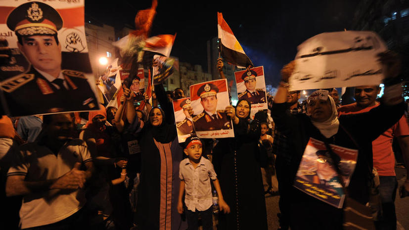 Египетский генерал: столкновения в Каире были вызваны агрессивными действиями «Братьев-мусульман»