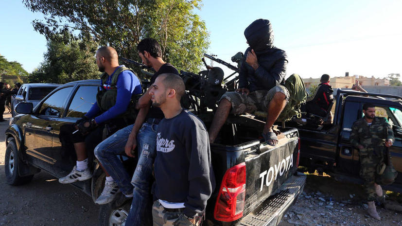Ливийские ополченцы объявили, что покинули Триполи