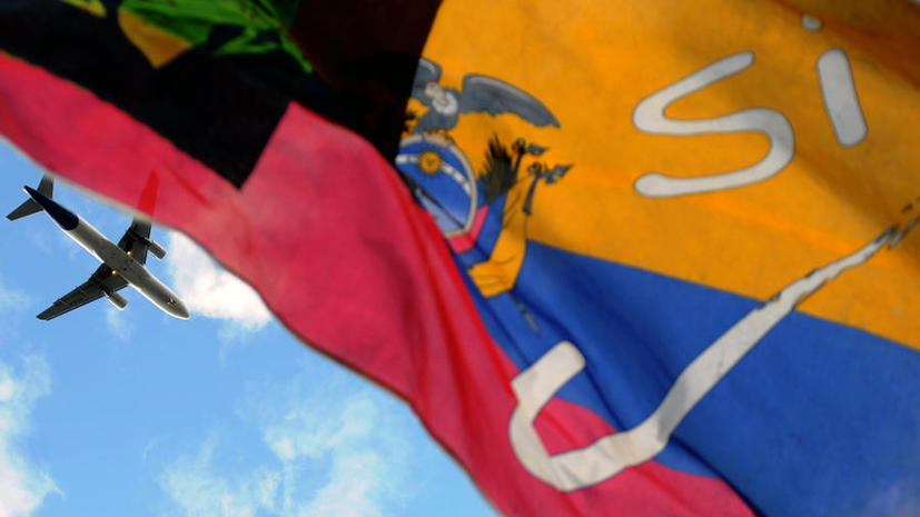 МИД Эквадора: Власти не выдавали Сноудену транзитные документы