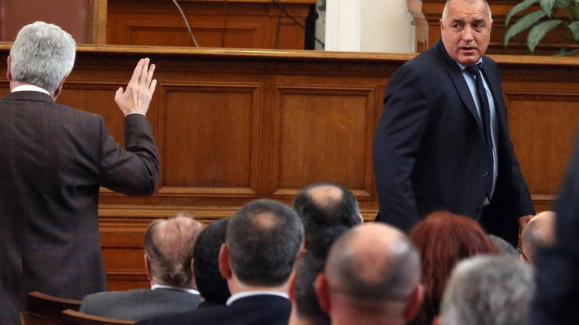 Парламент Болгарии проведет голосование по вопросу отставки правительства