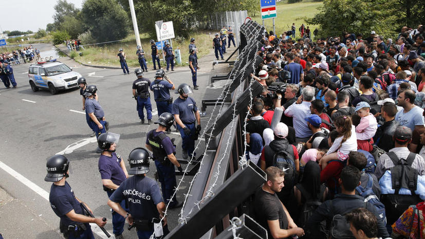 Эксперт: Из-за миграционного кризиса Евросоюз может повторить судьбу Римской империи