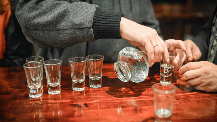 Опрос: каждый пятый россиянин не употребляет спиртного