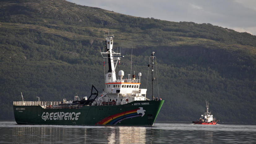 Судно «Арктик Санрайз», принадлежащее Greenpeace, может стать собственностью России