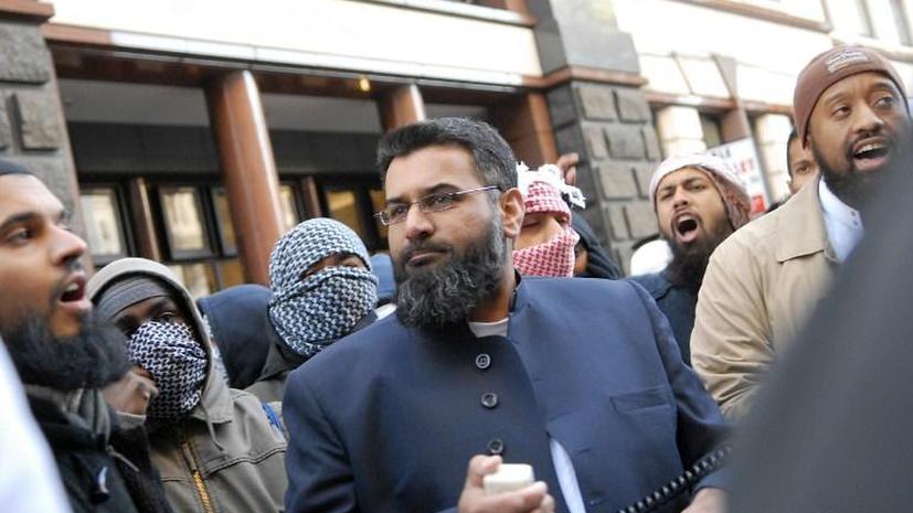 СМИ: Радикальные мусульмане требуют запретить торговлю алкоголем в столице Великобритании