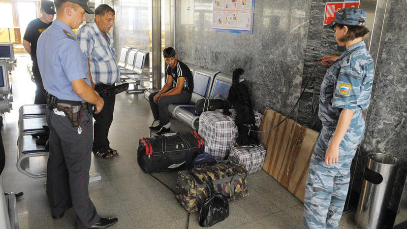 Террористы не смогут работать сотрудниками служб безопасности аэропортов