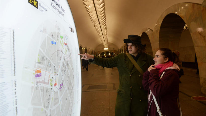 СМИ: Школьников и студентов могут привлечь к дежурству в метро
