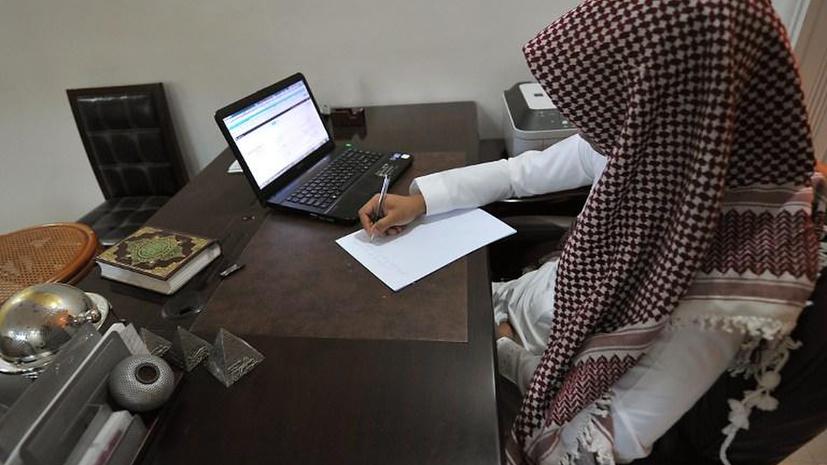 Религиозная полиция Саудовской Аравии объявила войну пороку и колдовству в микроблогах