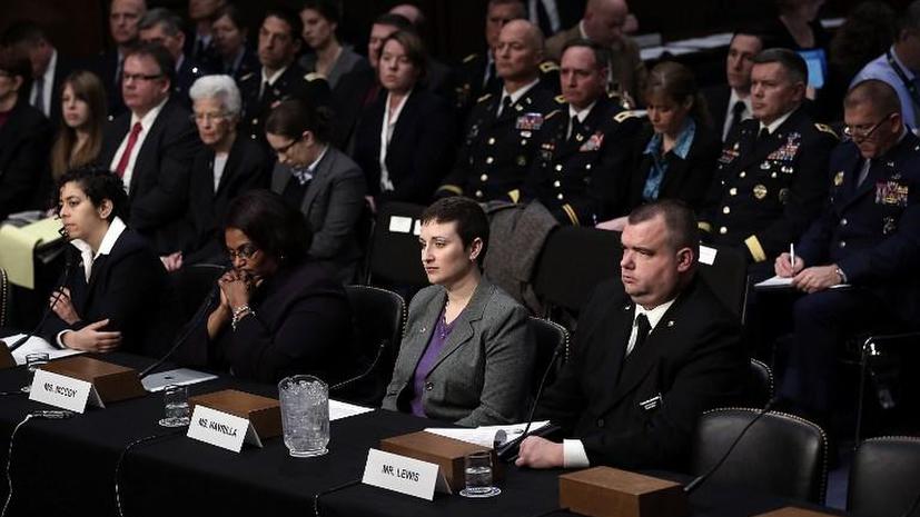Изнасилованные американские военнослужащие дали показания в Сенате США