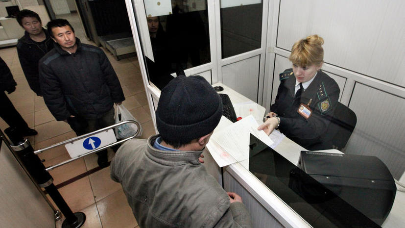 Для въезда в Россию гражданам СНГ теперь понадобится загранпаспорт