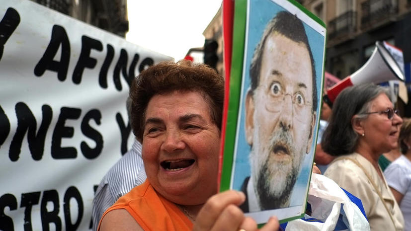 Новый виток коррупционного скандала в Испании: оппозиция требует отставки премьер-министра