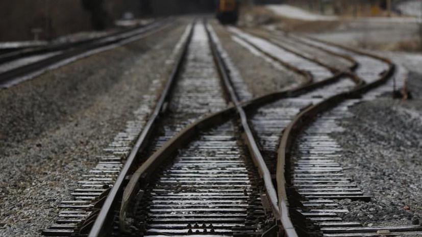Железнодорожная авария в США: поезд с опасными химикатами сошёл с рельсов