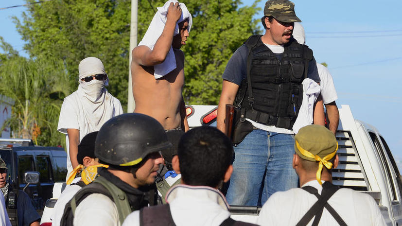 Вооружённые дружинники помогут мексиканской полиции управиться с картелем в штате Мичоакан