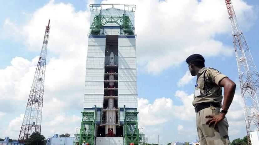 Индия запустила в космос зонд, который будет искать жизнь на Марсе