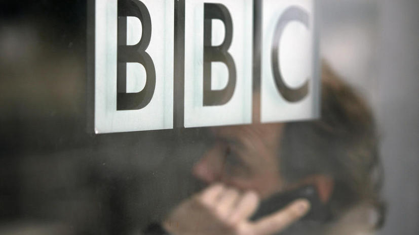 СМИ: Бюджет корпорации BBC тает из-за отказа многих британцев платить налог на телевидение