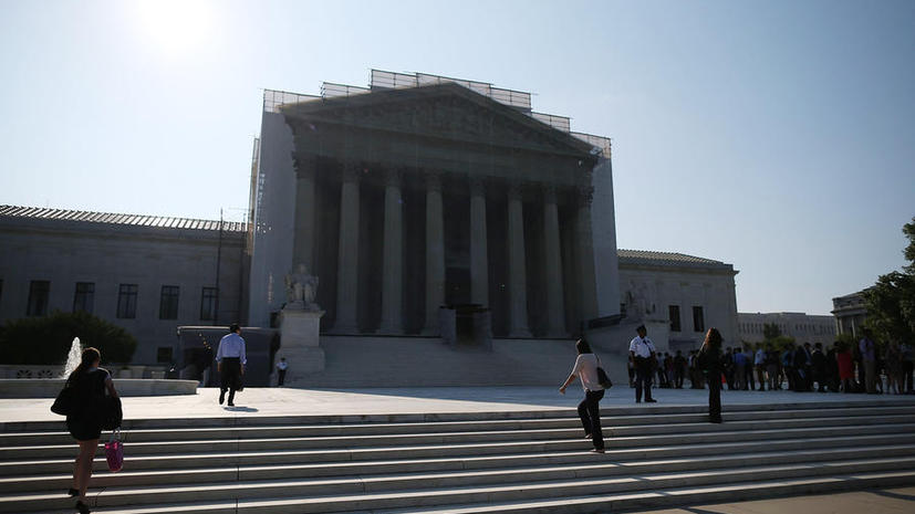 Гражданские активисты просят Верховный суд США остановить прослушку телефонов