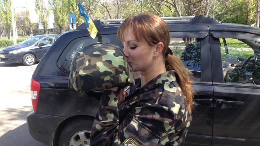 Деньги на каски для украинских военных собирают через благотворительную акцию в Интернете