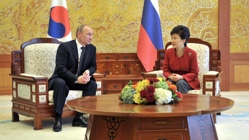 Владимир Путин и президент Южной Кореи Пак Кын Хе выступили за созыв международной конференции по Сирии