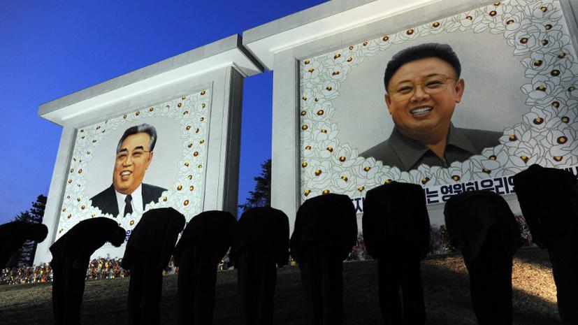 На культ личности Ким Чен Ира КНДР потратила $110 млн