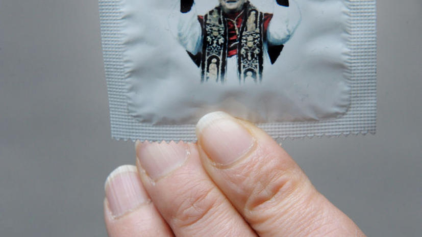Американские католики отказываются от презервативов Обамы