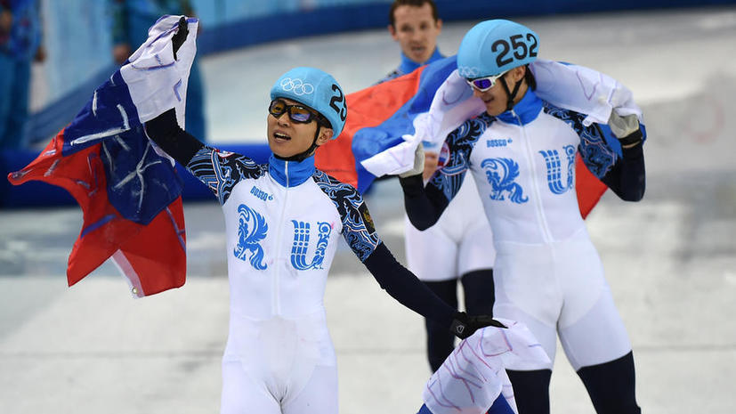 Российские шорт-трекисты одержали победу в эстафете на дистанции 5000 метров