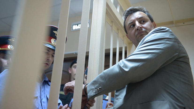 После задержания топ-менеджера «Росбанка» Владимира Голубкова с его счетов было снято $17 млн