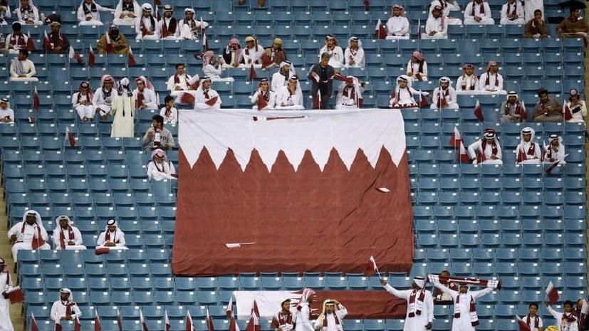 Катар заполняет пустующие стадионы поддельными болельщиками