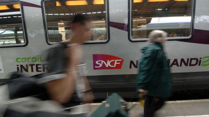 Французская железная дорога закупила поезда, которые не подходят к платформам