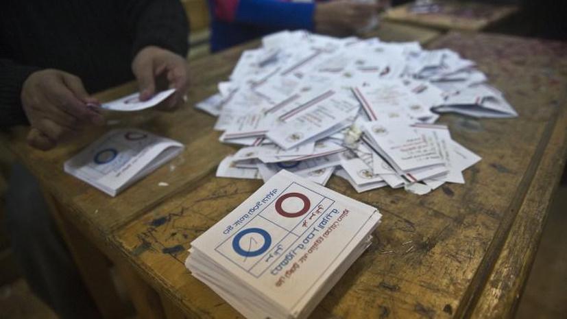 СМИ: в Египте большинство участвующих в референдуме проголосовали за принятие новой конституции