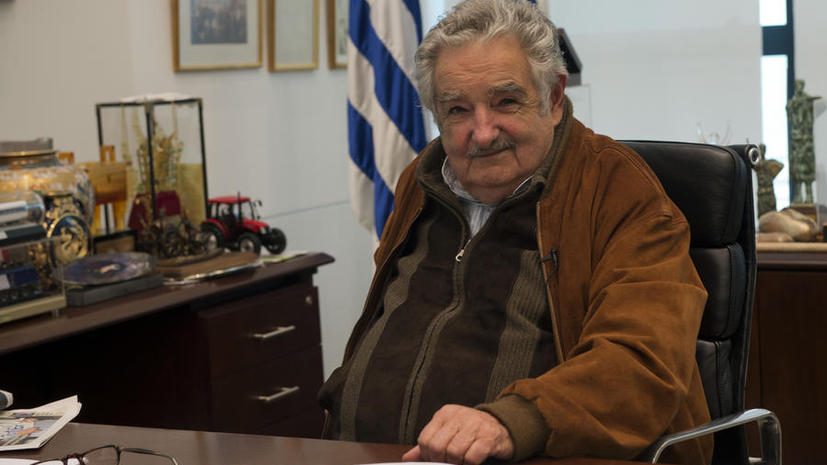 Президент Уругвая оставил министров без каникул
